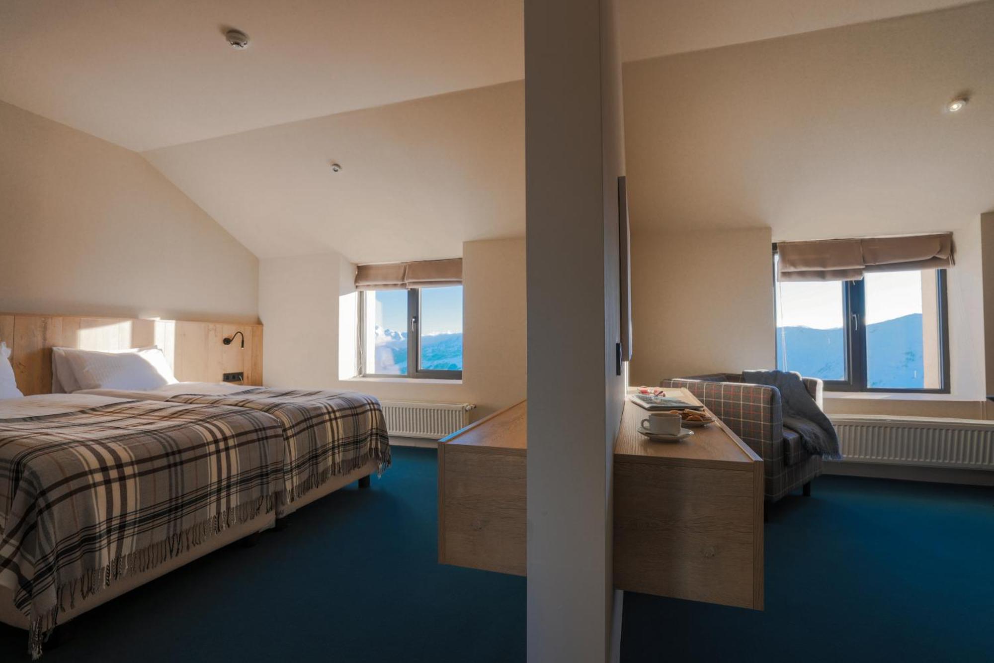 Alpina Hotel Goudaouri Extérieur photo